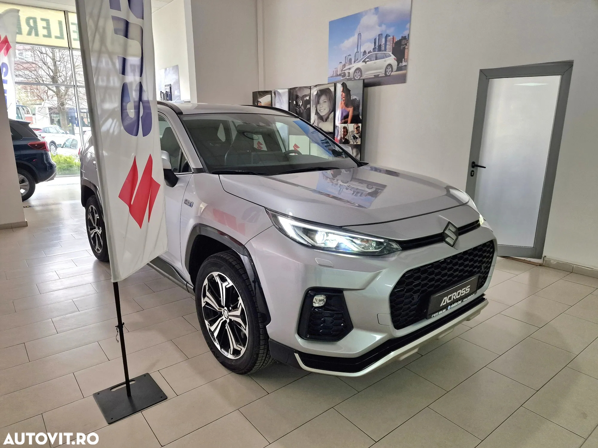 Suzuki Across 2.5 PHEV Luxus - 2