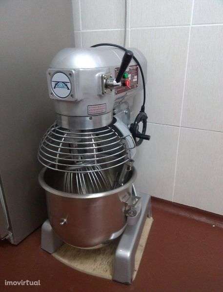 (Reservado) Aluga-se Cozinha (fabrico próprio) para área alimentar - Grande imagem: 3/5