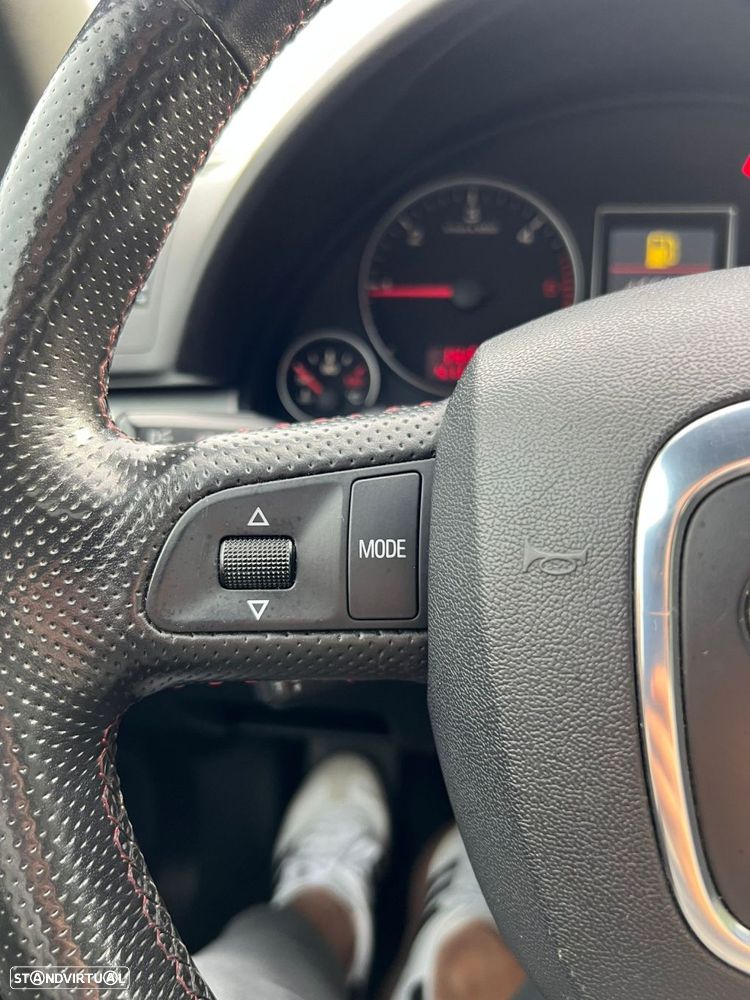 Audi A4 Avant 2.0 TDI S-line Multitronic - 39