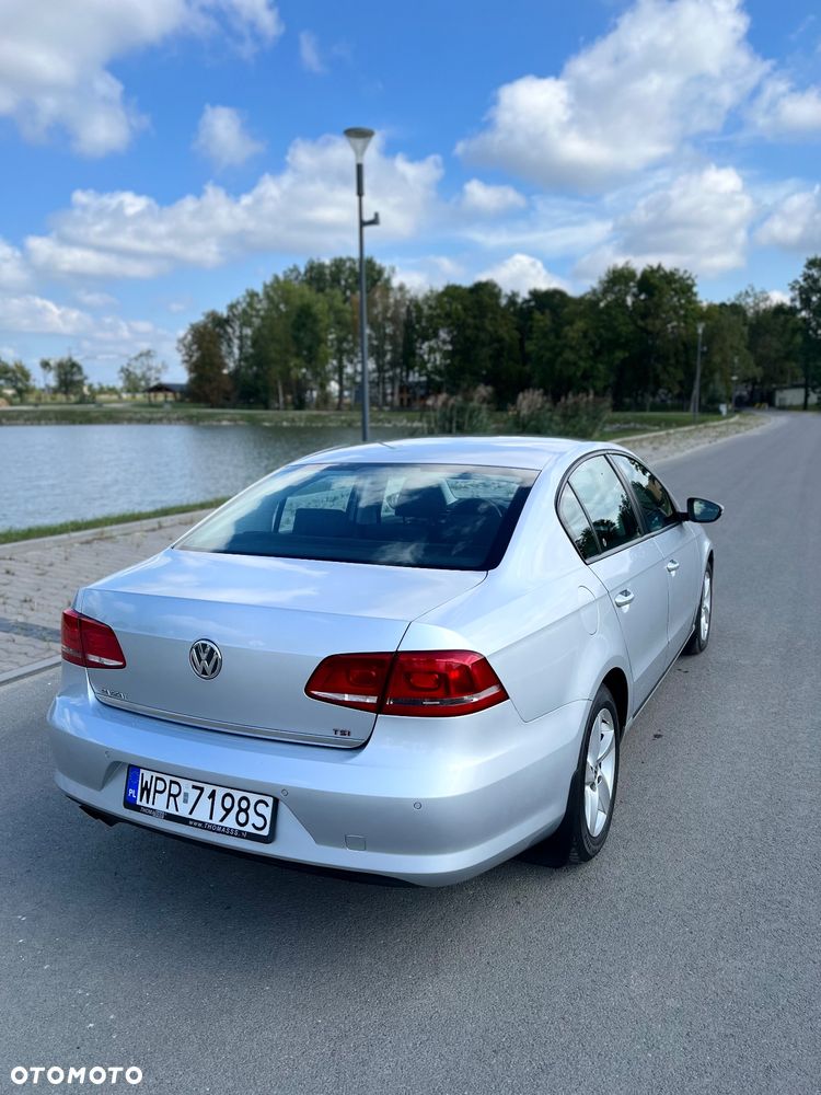Volkswagen Passat 1.8 TSI Comfortline - 8