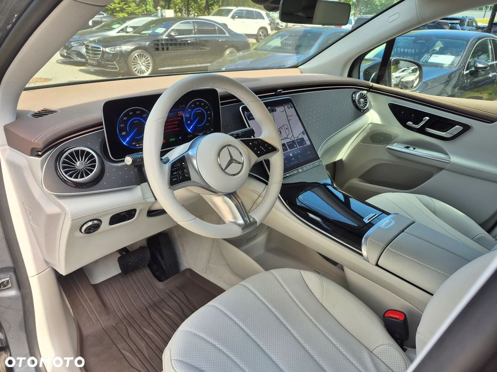 Mercedes-Benz EQE 350 4MATIC - 15