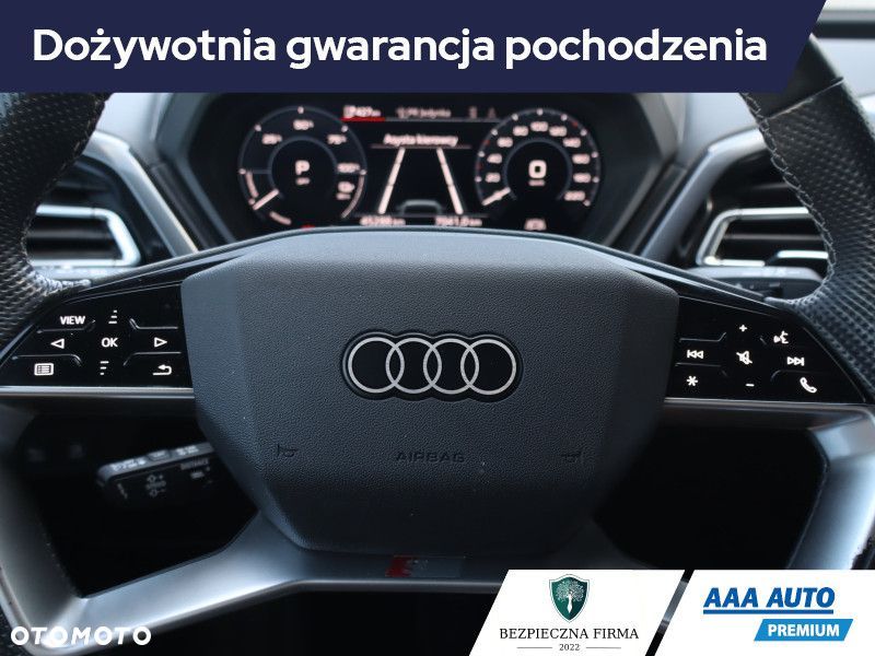Audi Q4 e-tron - 22