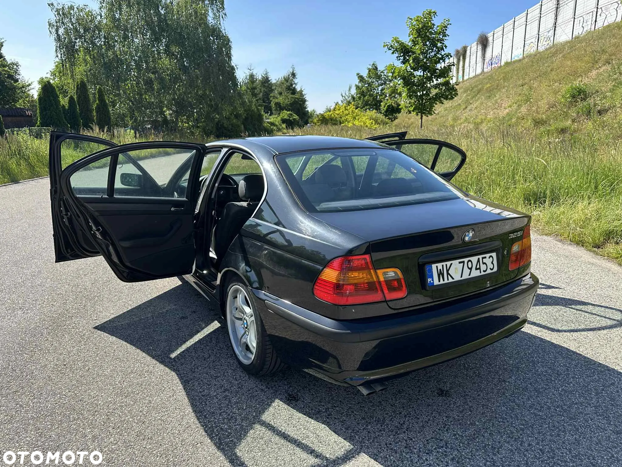 BMW Seria 3 325i - 3