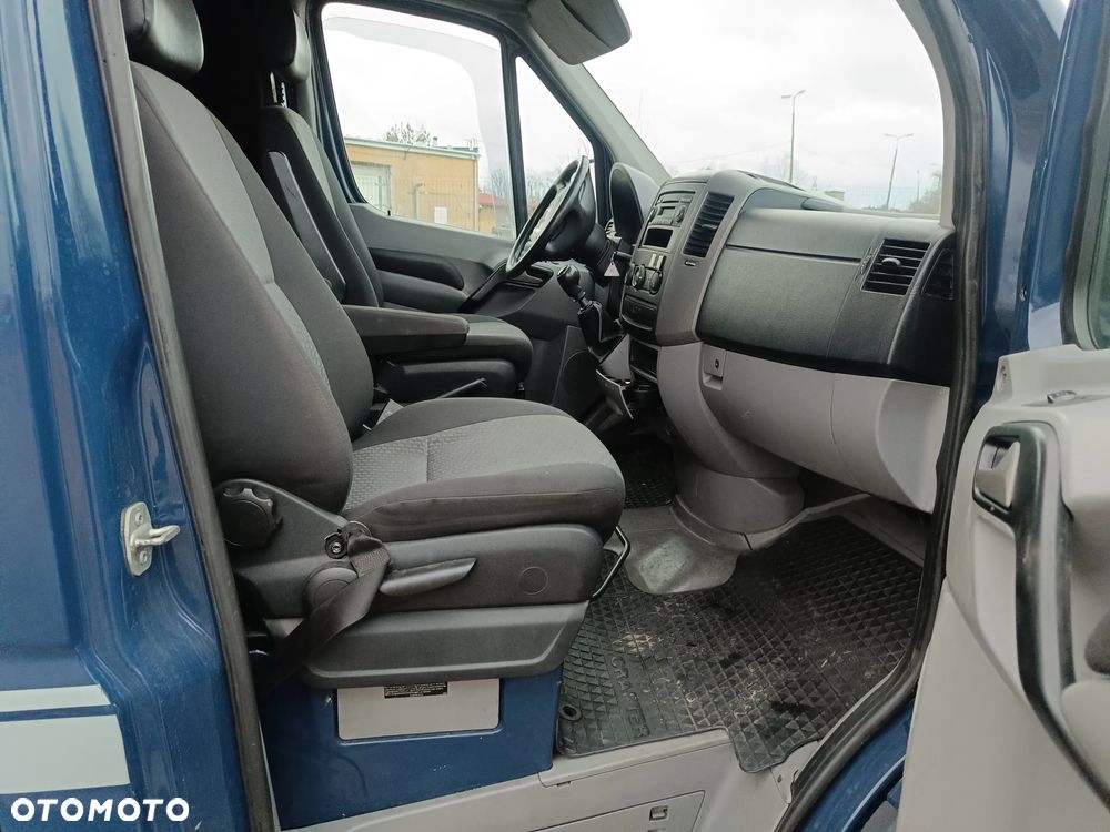 Volkswagen CRAFTER - 7