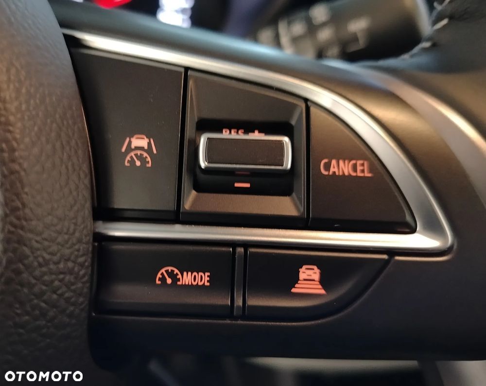 Suzuki Swift 1.2 Dualjet SHVS Premium Plus CVT - 11