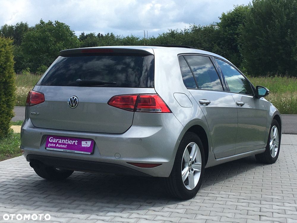 Volkswagen Golf - 3