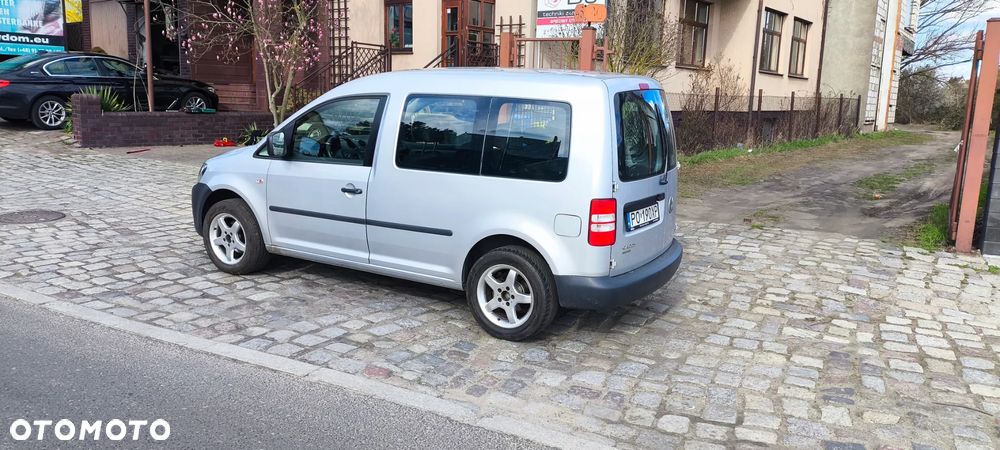 Volkswagen Caddy Trendline Mixt - 4