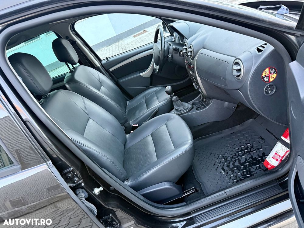 Dacia Duster 1.5 dCi 4x4 Laureate - 11