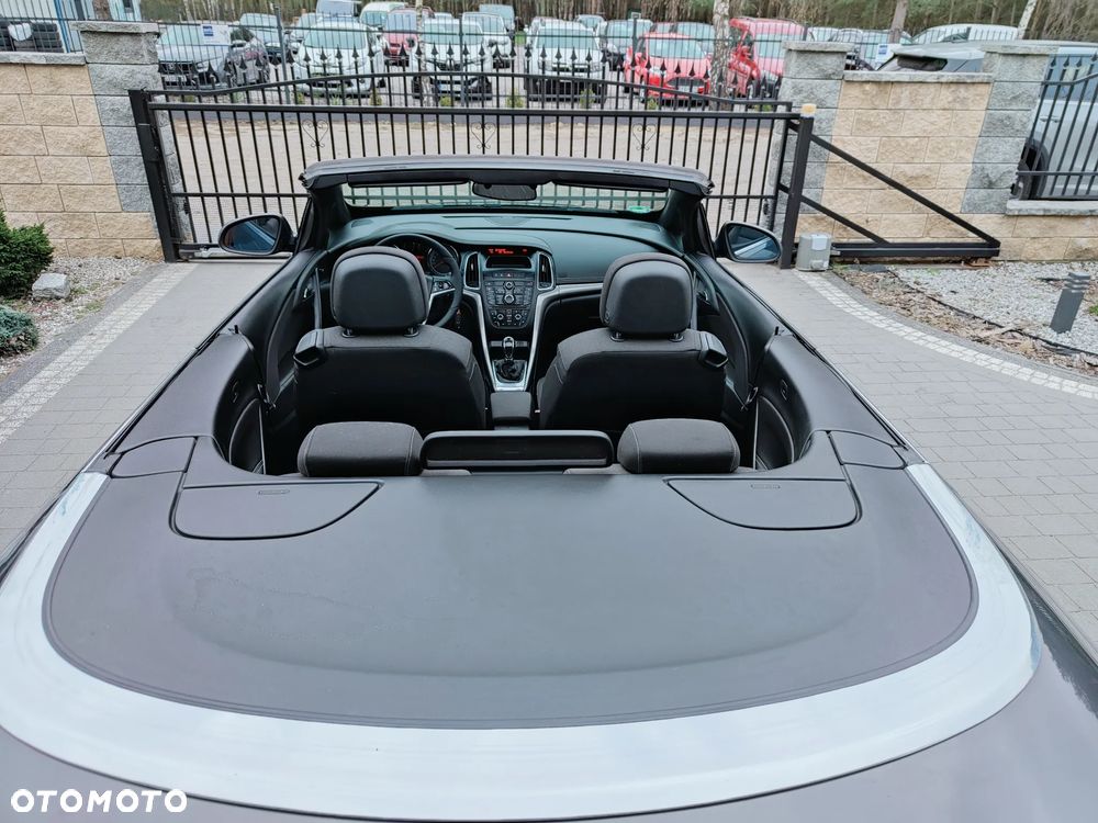 Opel Cascada 1.4 Turbo (ecoFLEX) Start/Stop Edition - 17