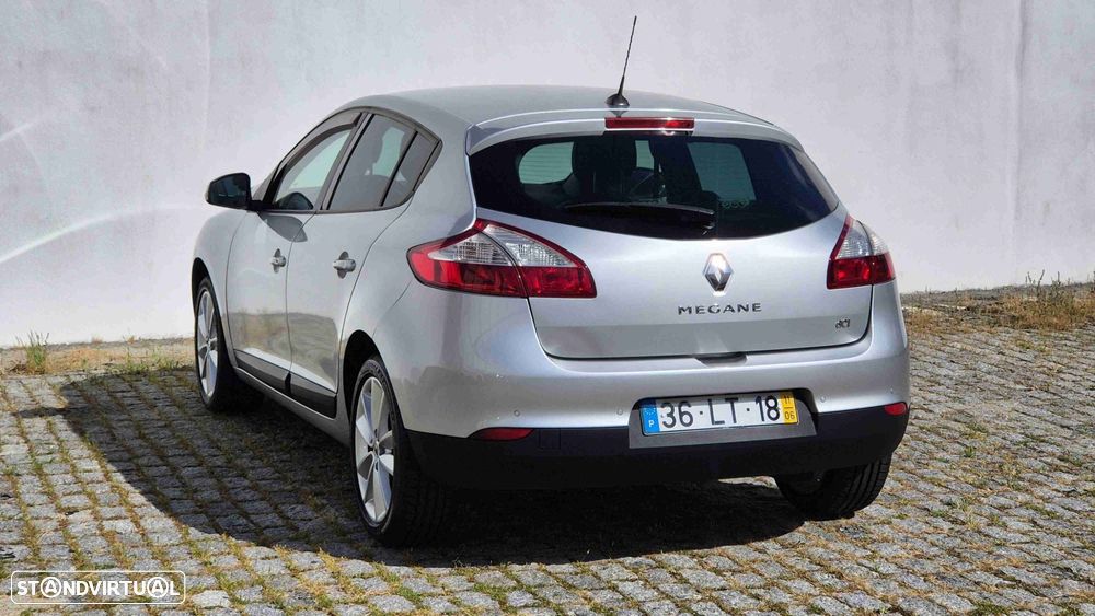 Renault Mégane 1.5 dCi Dynamique S - 5