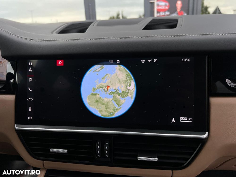 Porsche Cayenne - 20