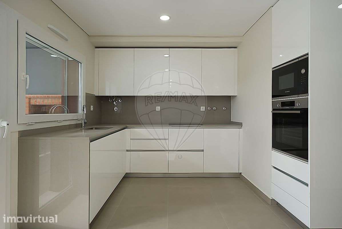 Apartamento T2 para arrendamento - Grande imagem: 4/19