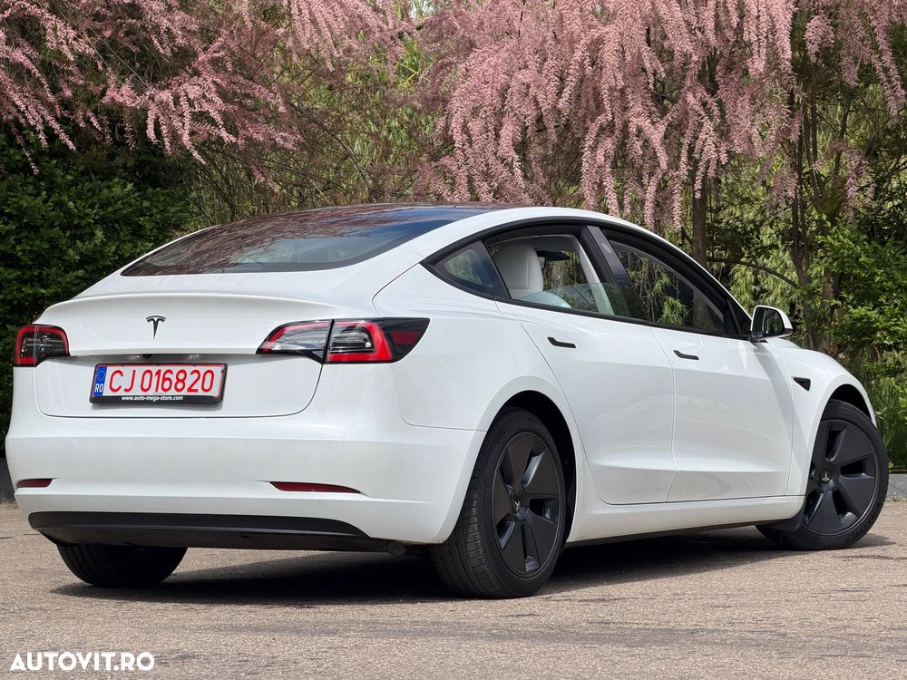 Tesla Model 3 Standard - 7