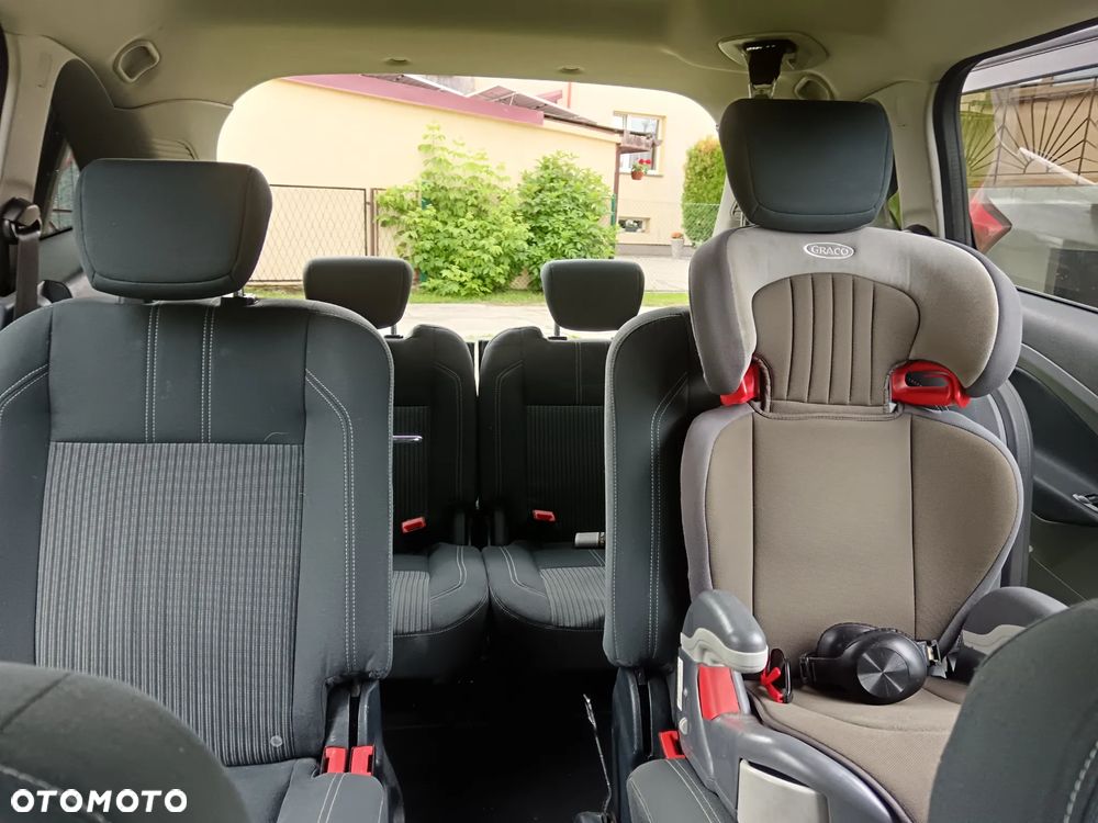 Ford Grand C-MAX 1.6 TDCi Titanium - 10