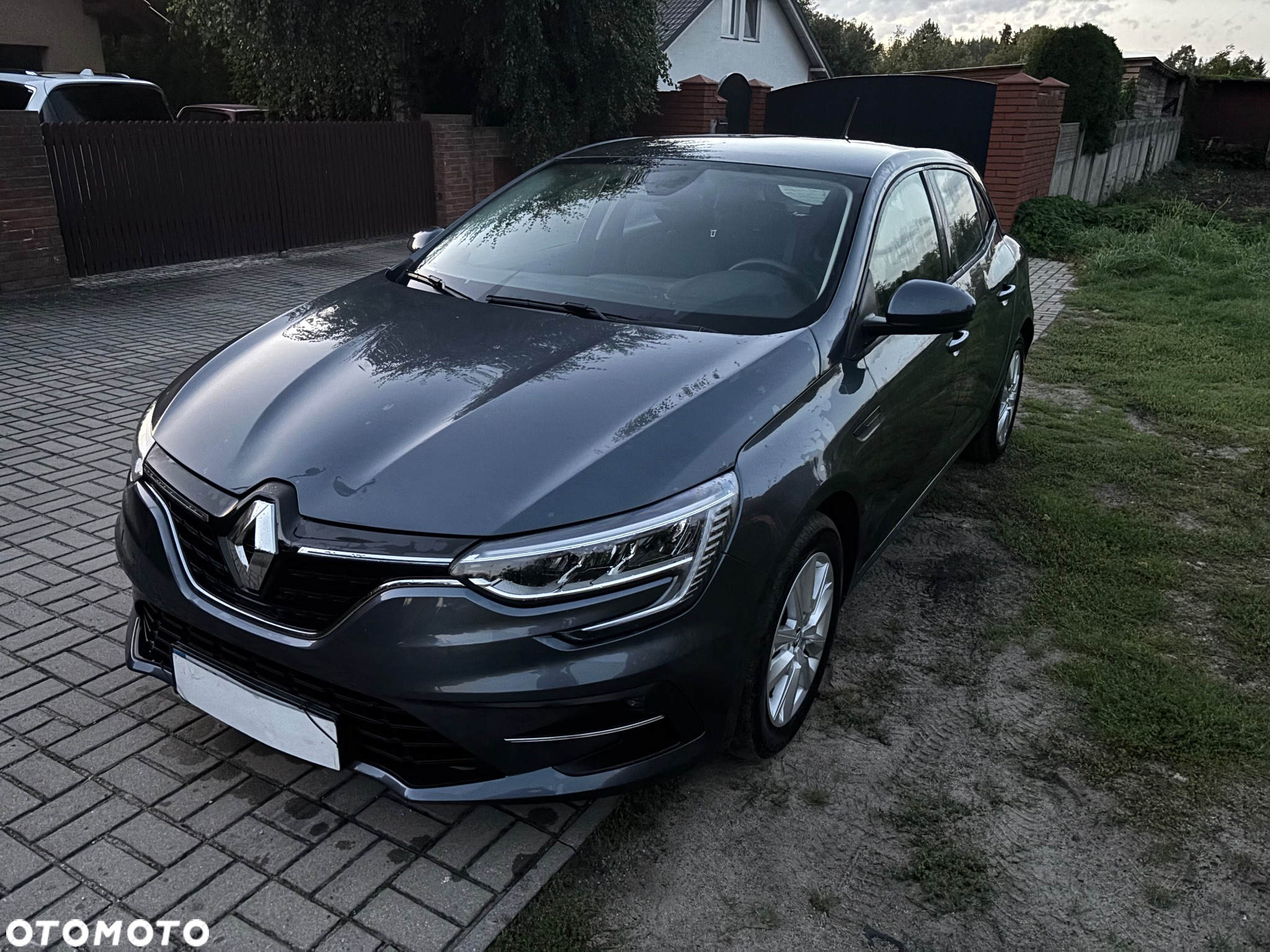 Renault Megane TCe 115 GPF LIFE - 6
