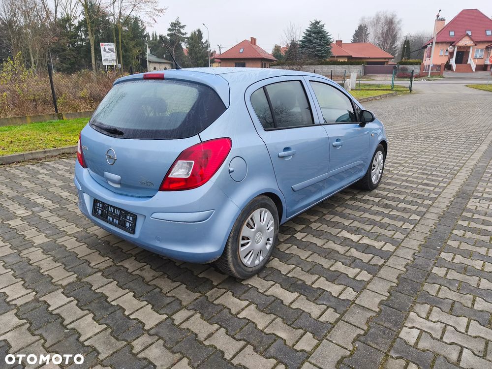 Opel Corsa 1.2 16V - 6