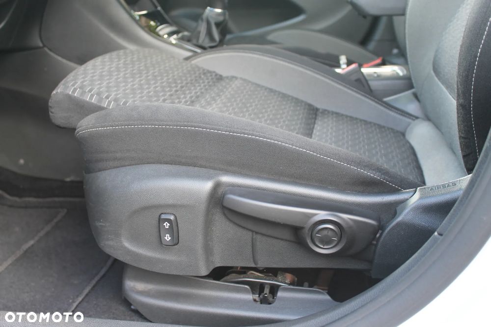 Opel Astra 1.2 Turbo Start/Stop GS Line - 25