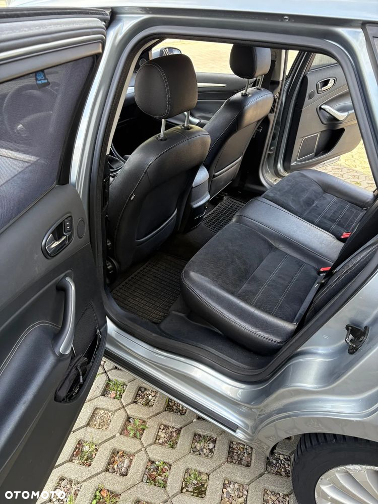 Ford Mondeo 2.0 TDCi Titanium X - 14