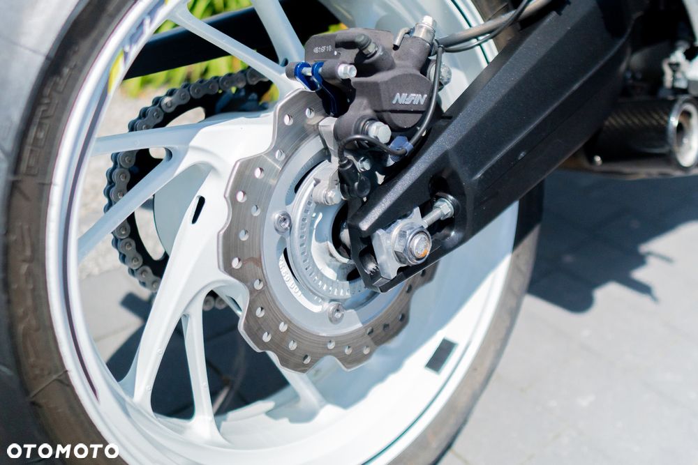 Honda CB - 24