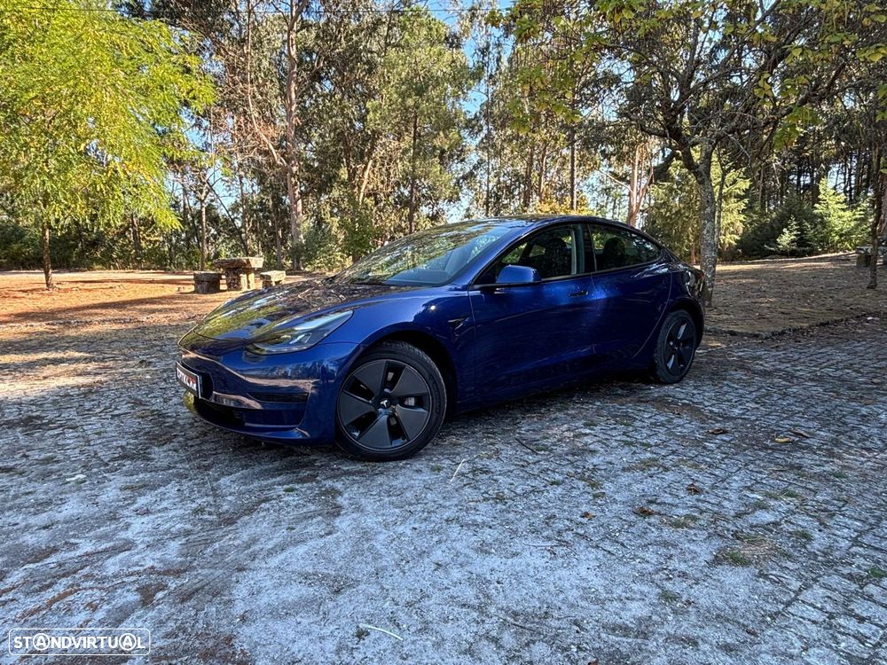 Tesla Model 3 Standard Range Plus RWD - 1