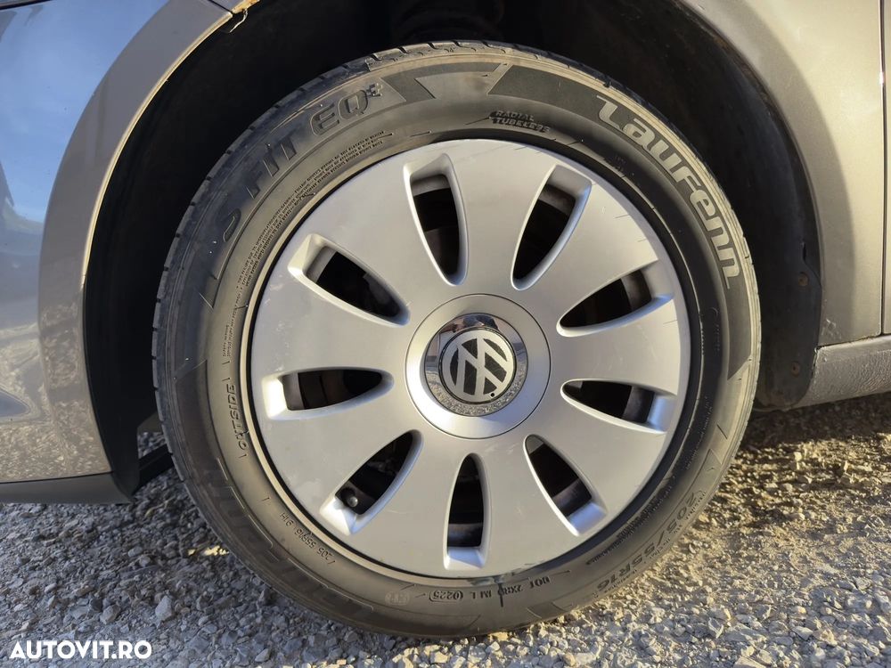 Volkswagen Touran 1.9 TDI DPF Highline - 17