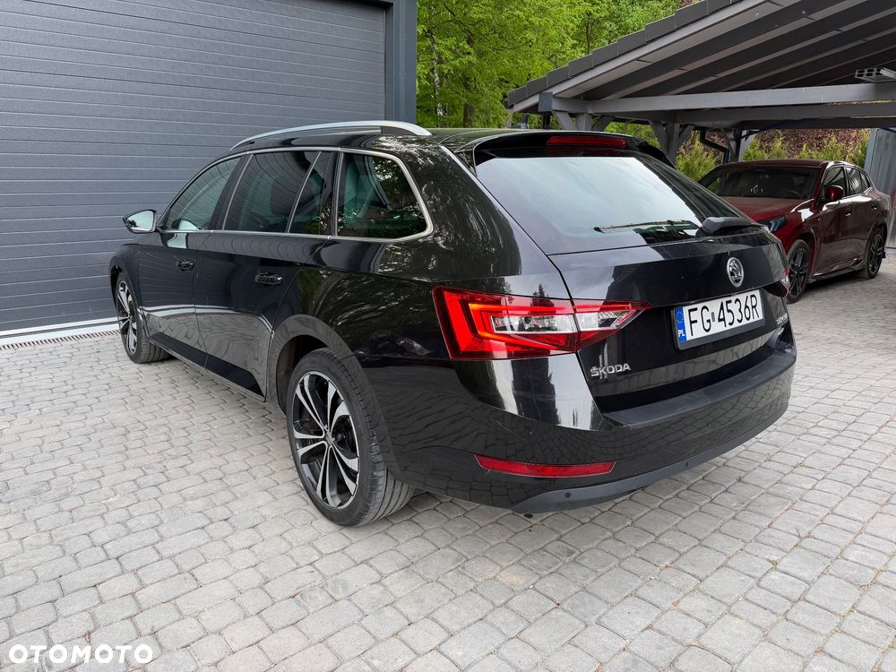 Skoda Superb 2.0 TDI 4x4 DSG Premium Edition - 7
