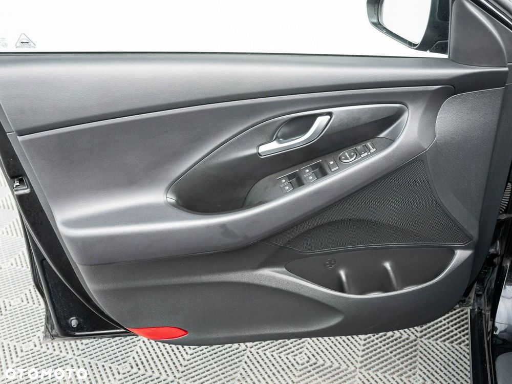 Hyundai i30 1.0 T-GDI Smart - 10