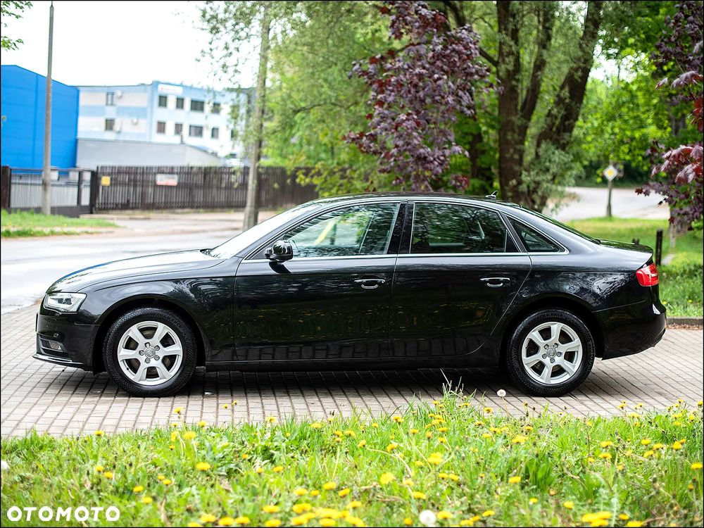 Audi A4 Limousine - 3