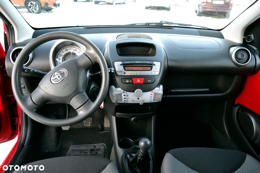Toyota Aygo - 12