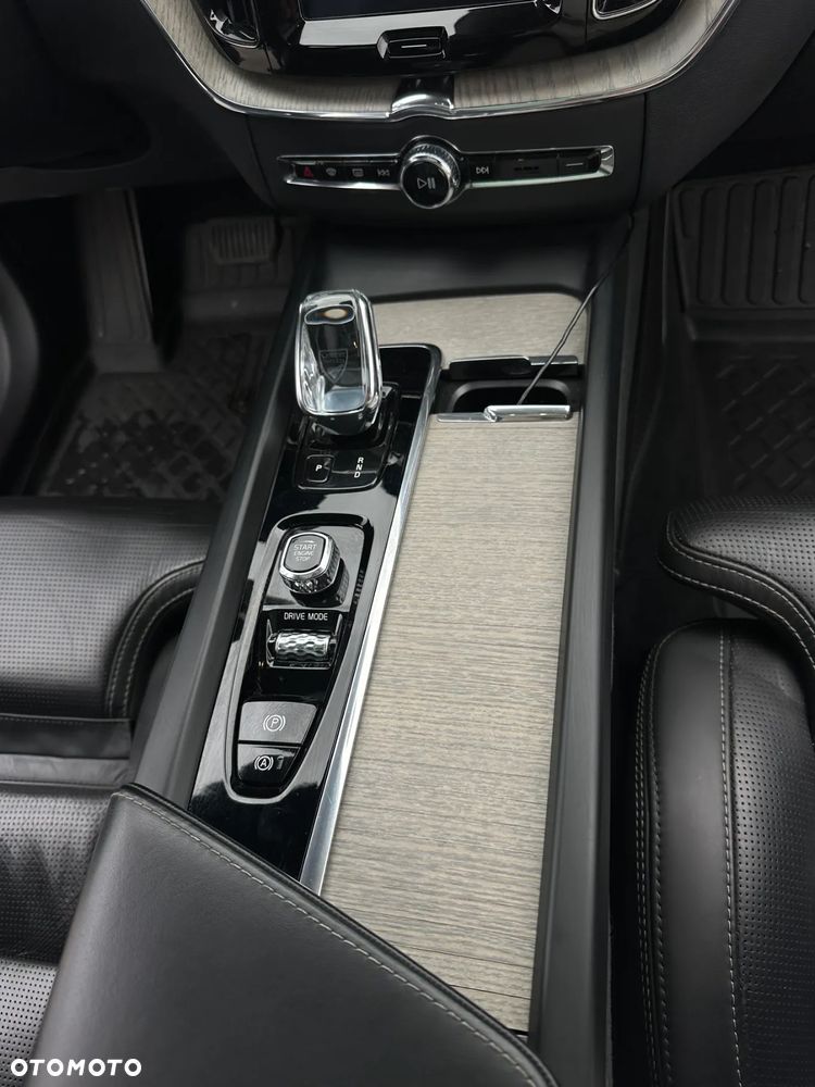 Volvo XC 60 B5 D AWD Geartronic Inscription - 9