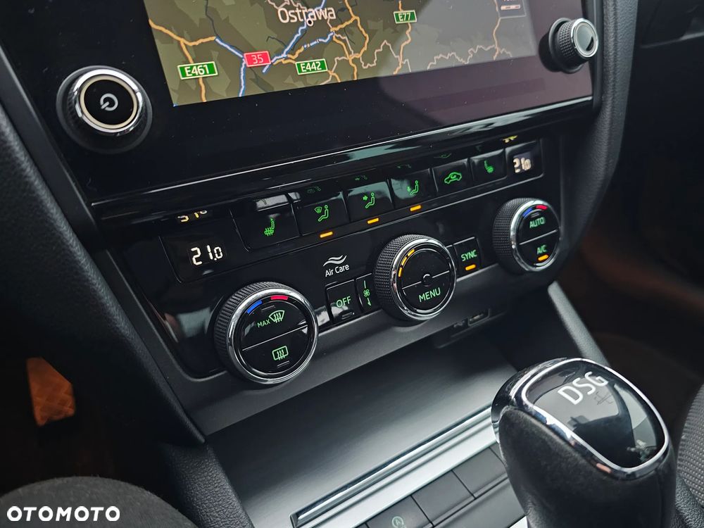 Skoda Octavia 1.6 TDI DSG Ambition - 33
