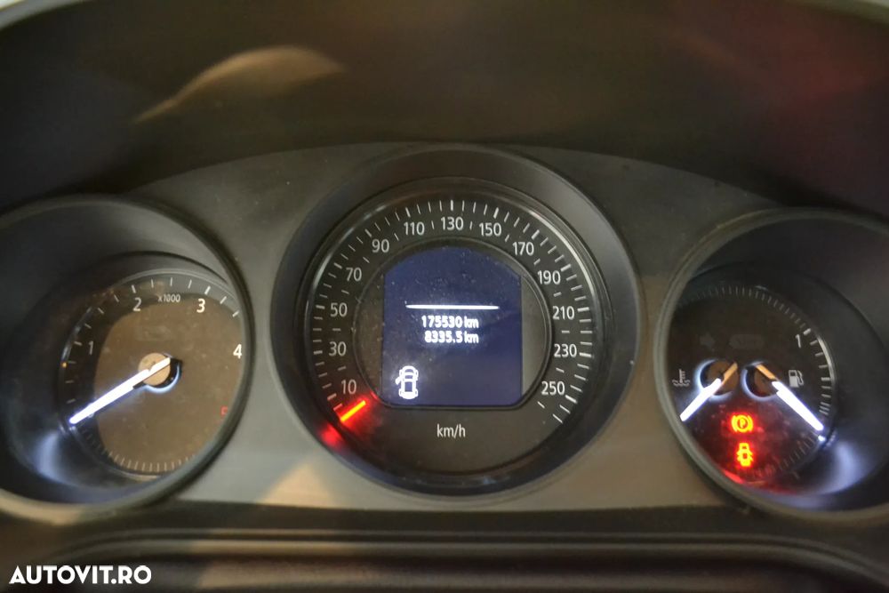 Renault Megane BLUE dCi Zen - 11