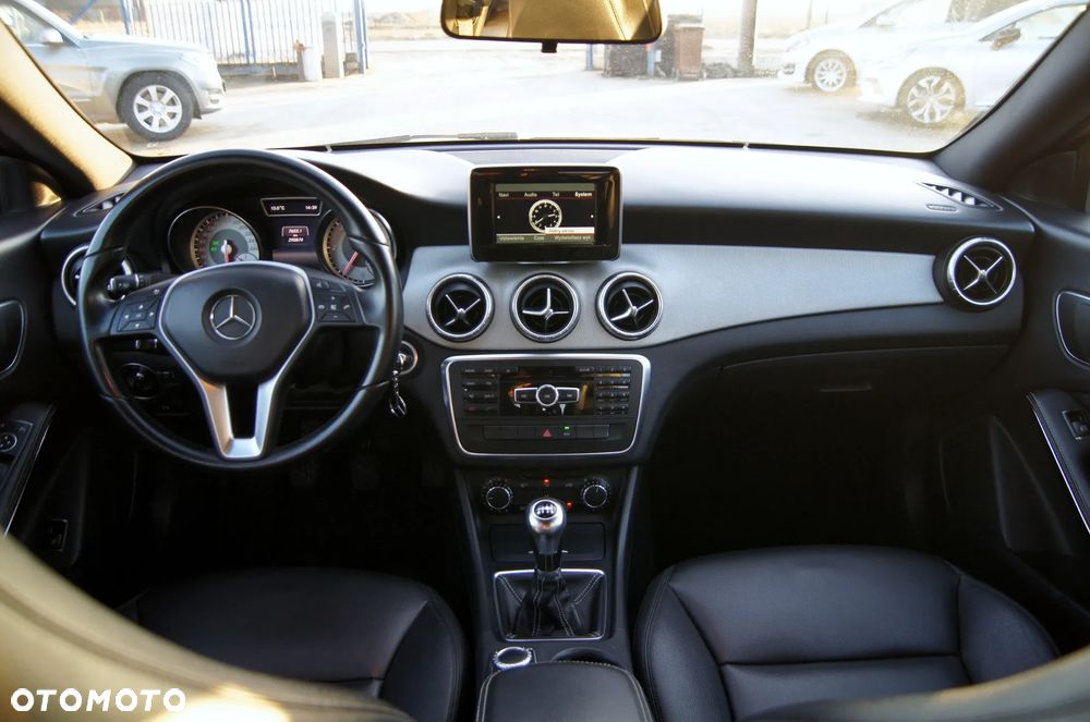 Mercedes-Benz CLA 200 CDI - 18