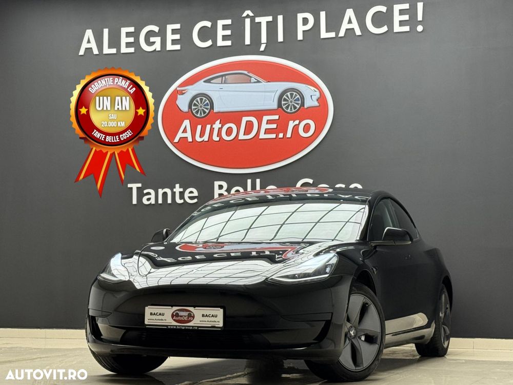 Tesla Model 3 - 1
