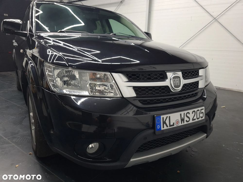 Fiat Freemont 2.0 Multijet 16V DPF Automatik Allrad Lounge - 24