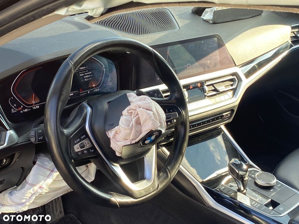 BMW Seria 3 ver-318d-mhev-sport-line - 13