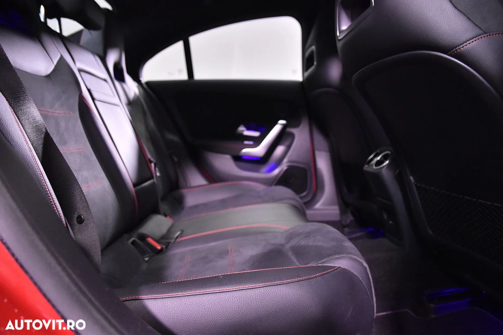 Mercedes-Benz CLA 220 d Coupe Aut. - 12