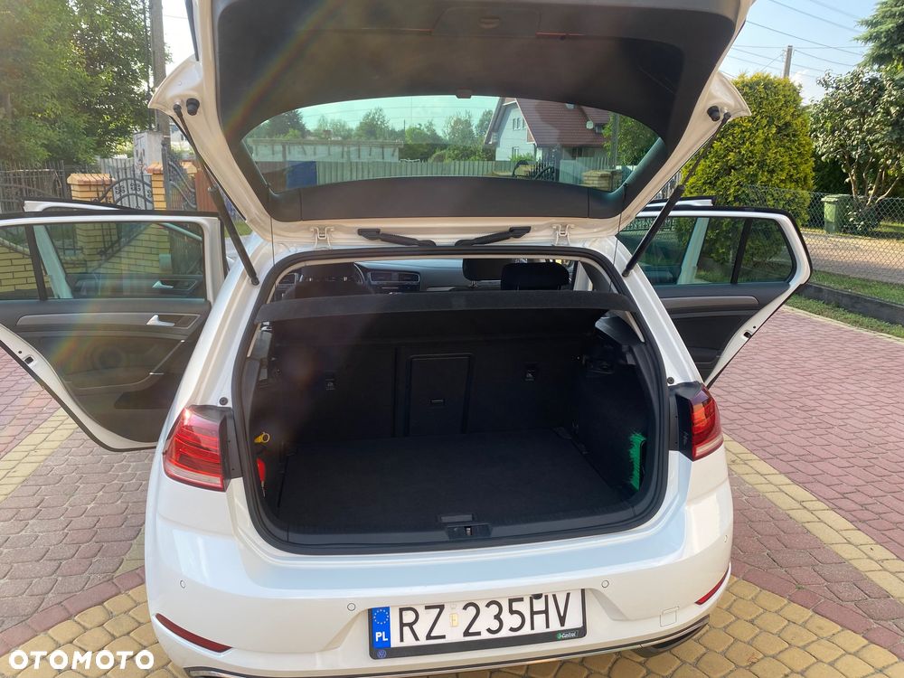 Volkswagen Golf 1.6 TDI BMT Highline - 18