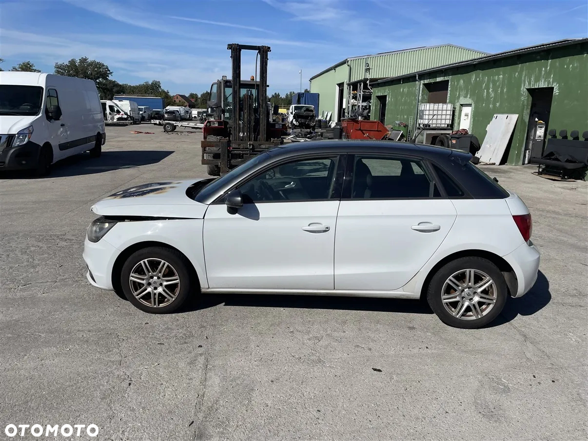 Audi A1 1.2 TFSI Ambition - 8