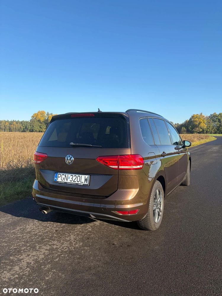 Volkswagen Touran 2016 photo 4