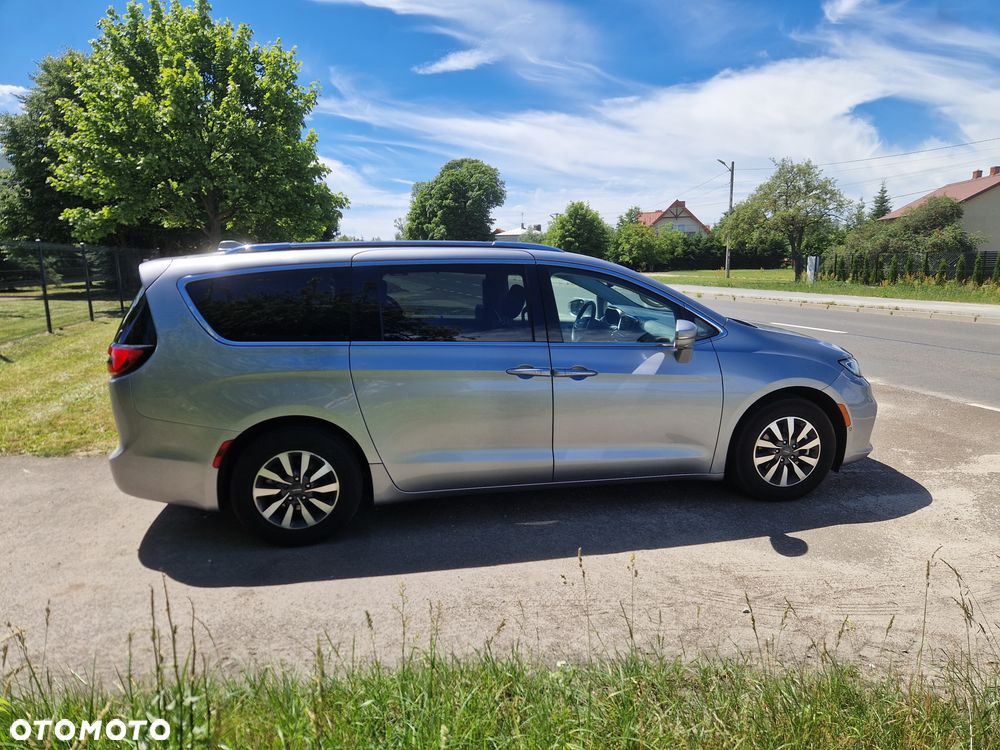 Chrysler Pacifica - 6