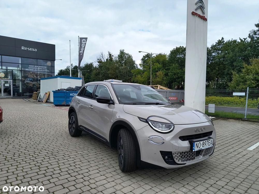 Fiat 600 1.2 Turbo Icon eDCT - 3