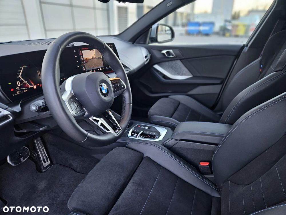 BMW Seria 2 218d M Sport sport - 23