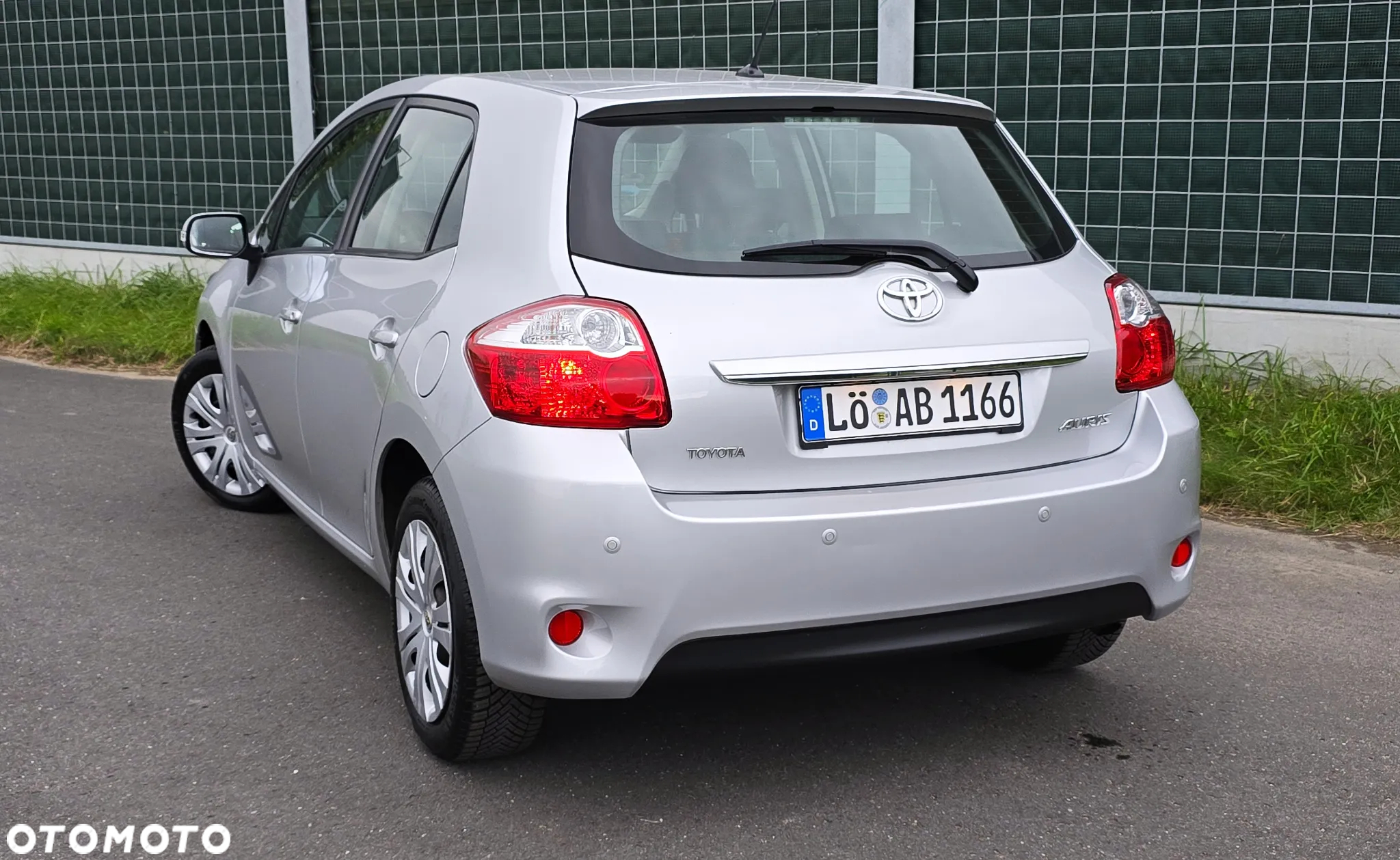 Toyota Auris 1.33 VVT-i Premium Comfort - 12