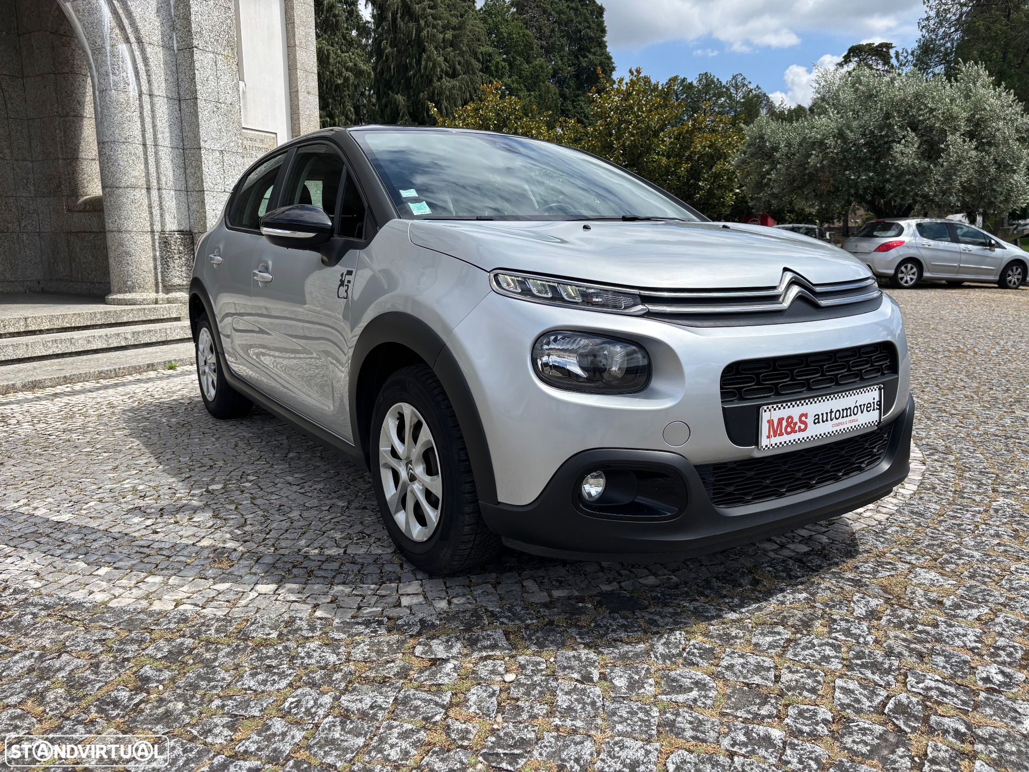 Citroën C3 1.2 PureTech Feel - 1