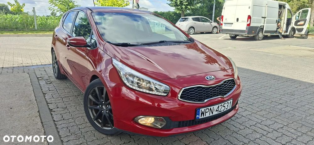 Kia Ceed 1.6 GDI L - 1