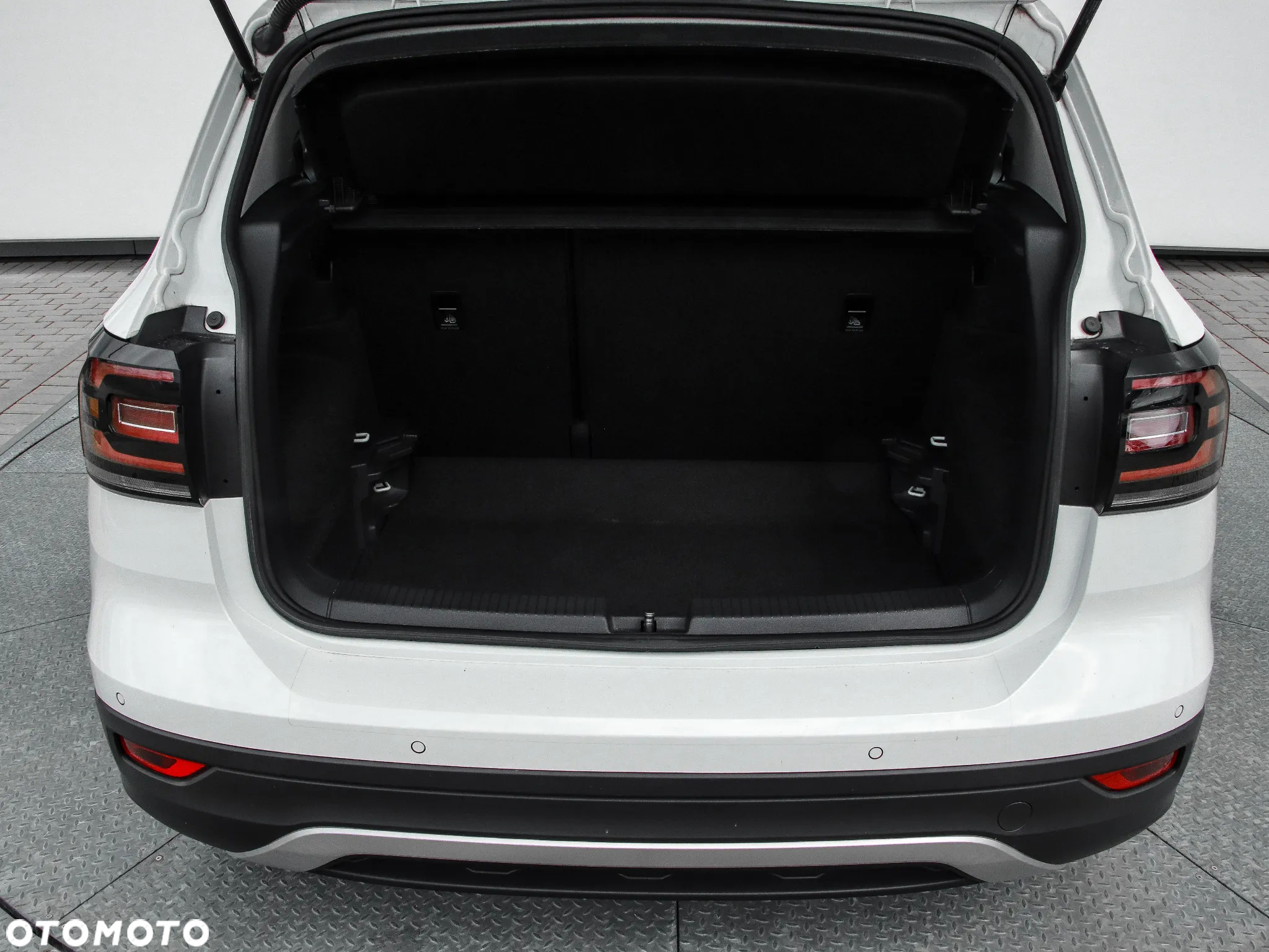 Volkswagen T-Cross 1.5 TSI ACT Life DSG - 9