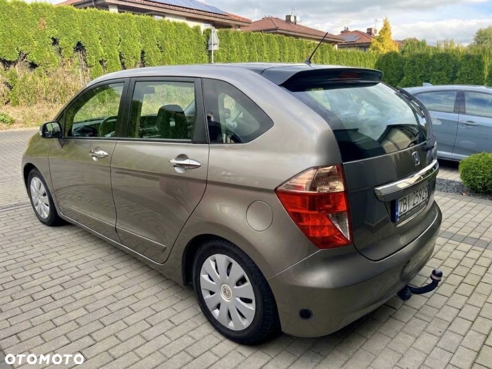 Honda FR-V - 6