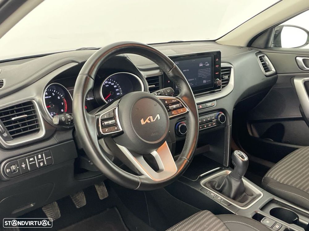 Kia XCeed 1.0 T-GDI Tech - 15