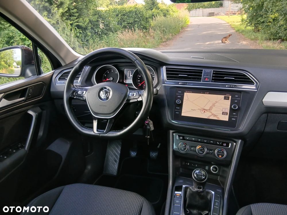 Volkswagen Tiguan 1.5 TSI OPF ACTIVE - 9